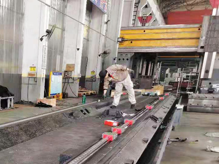 精科大恒廠家為您分析數控龍門銑床漏油都有哪些原因？